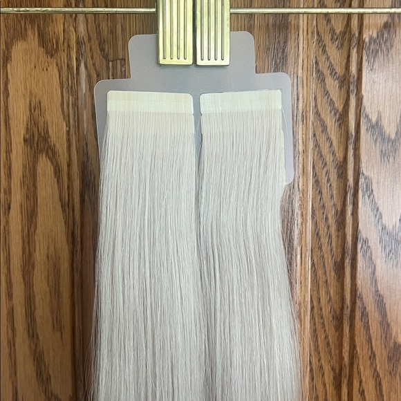 Glam Seamless 20” Remy Tape-In Hair Extensions - Picture 3 of 16